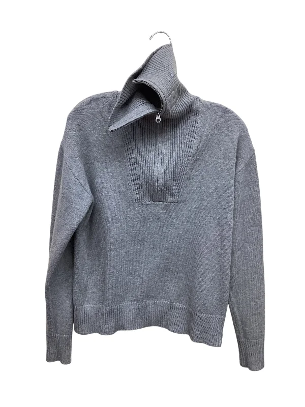 Sweater By Clothes Mentor In Grey, Size: S