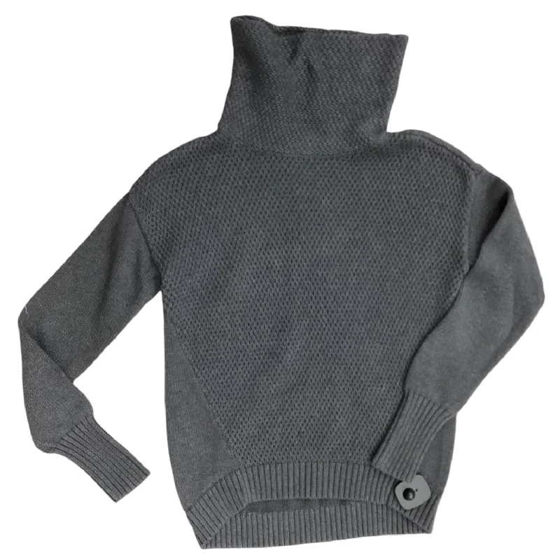 Sweater By Athleta In Grey, Size: Xs