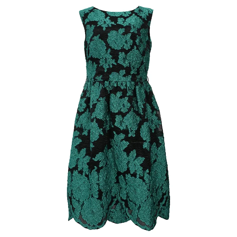 Escada Floral Lace Detail Mini Sleeveless Dress in Green Polyester