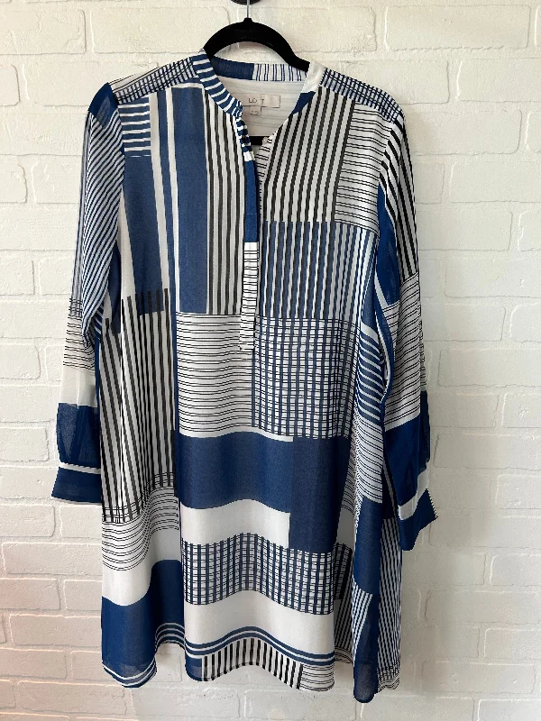 Blue & White Dress Work Loft, Size M